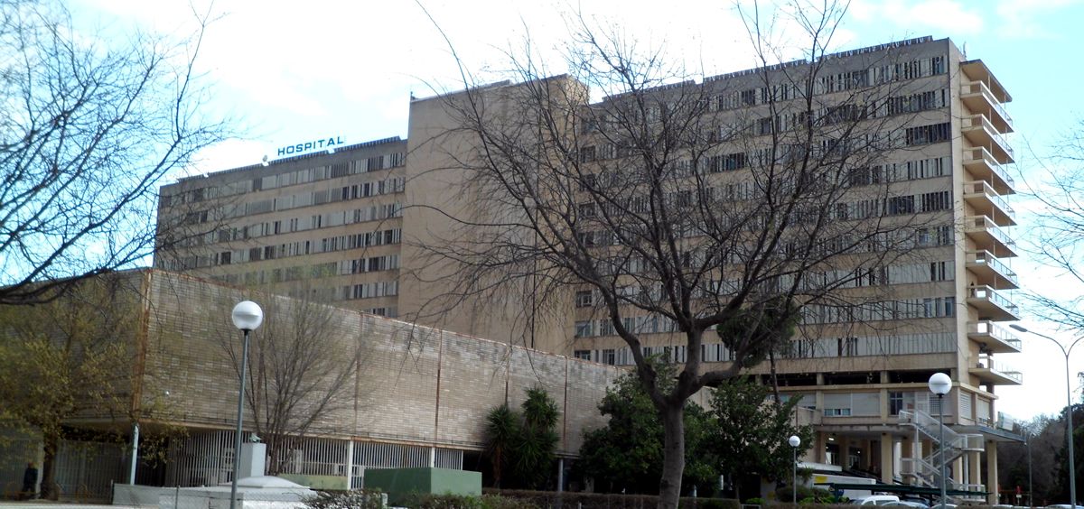 Fachada del Hospital Reina Sofía (Córdoba)