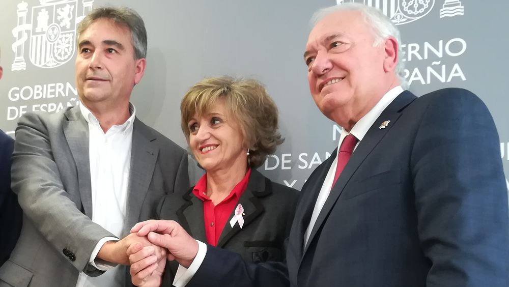 Manuel Cascos, María Luisa Carcedo y Florentino Pérez Raya