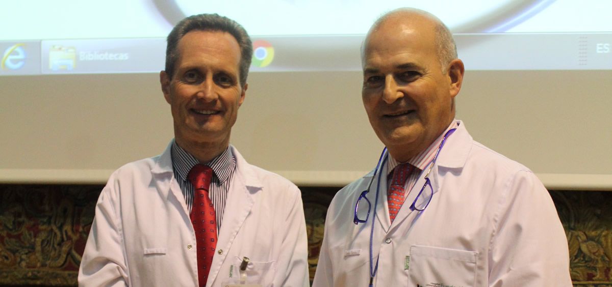 De izq. a dcha.: los doctores García Foncillas y Gómez inauguraron la Jornada Cuidamos del Paciente Oncológico.