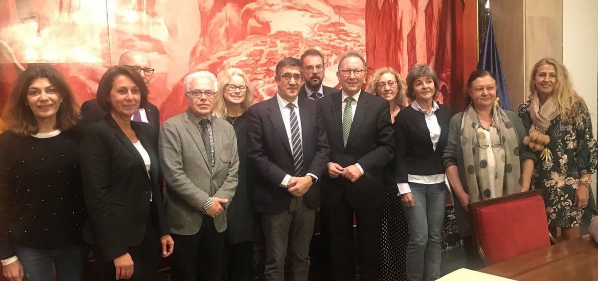 La Comisión de Sanidad del Parlamento alemán asistió a una reunión para estudiar el modelo de donación y trasplante de órganos español