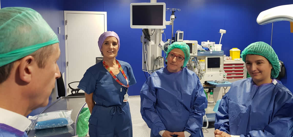 La consejera de Sanidad, Ana Barceló, visita las nuevas instalaciones del Hospital de Sagunto