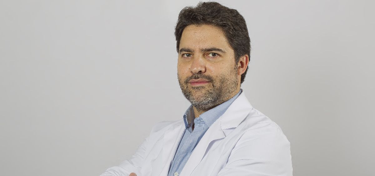El doctor Javier Cambronero, Jefe de Servicio de Urología de Hospital Quirónsalud San José