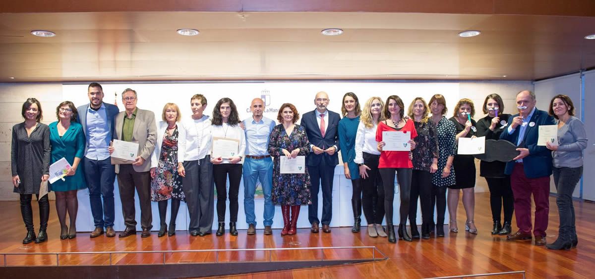 Los galardonados por sus iniciativas en los Premios Dignifica