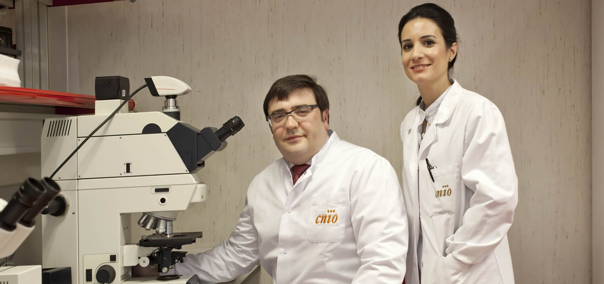 David Olmos y Elena Castro, de la Unidad de Investigación Clínica de Cáncer de Próstata del CNIO