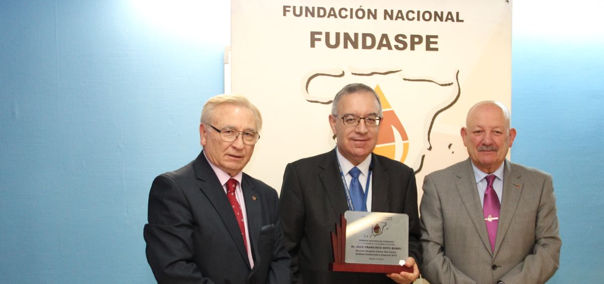 El Clínico ha sido reconocido en la sexta edición de los Premios Nacionales FUNDASPE a la solidaridad y altruismo en España