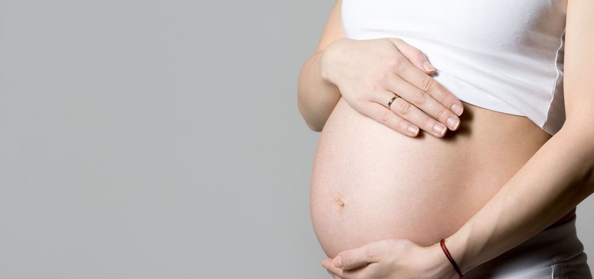 Existen varios consejos para evitar la apnea del sueño durante el embarazo
