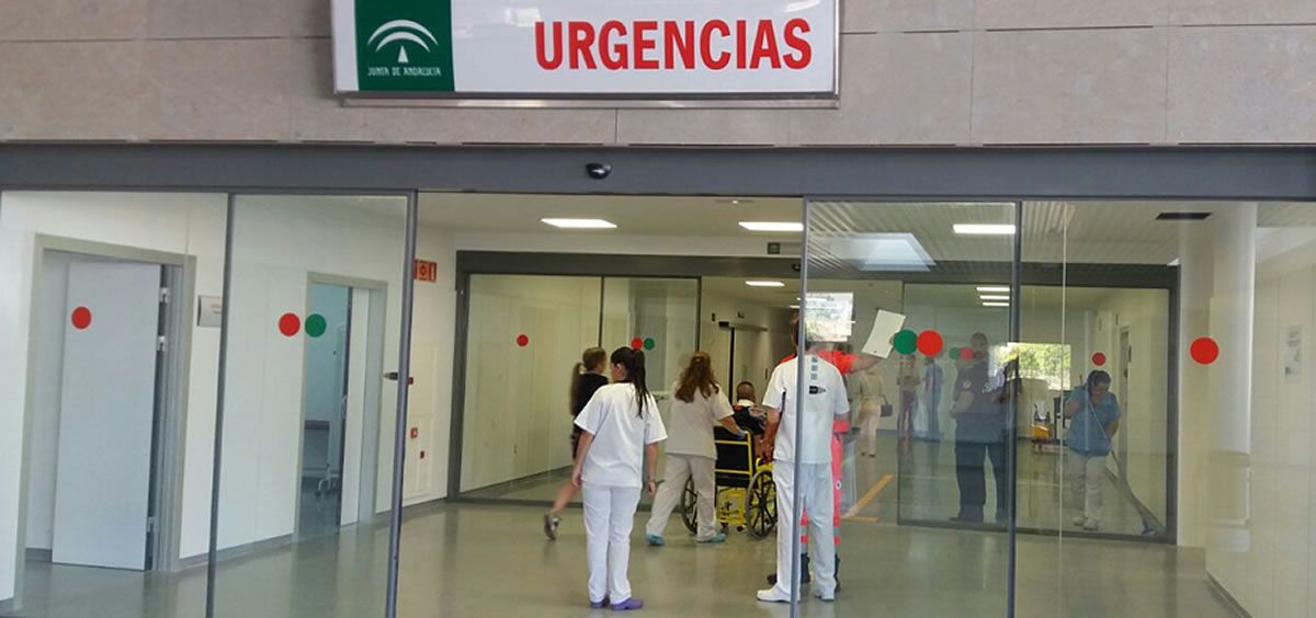 Profesionales sanitarios en centro sanitario de Andalucía