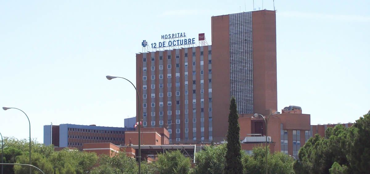 Fachada del Hospital Universitario 12 de Octubre de Madrid