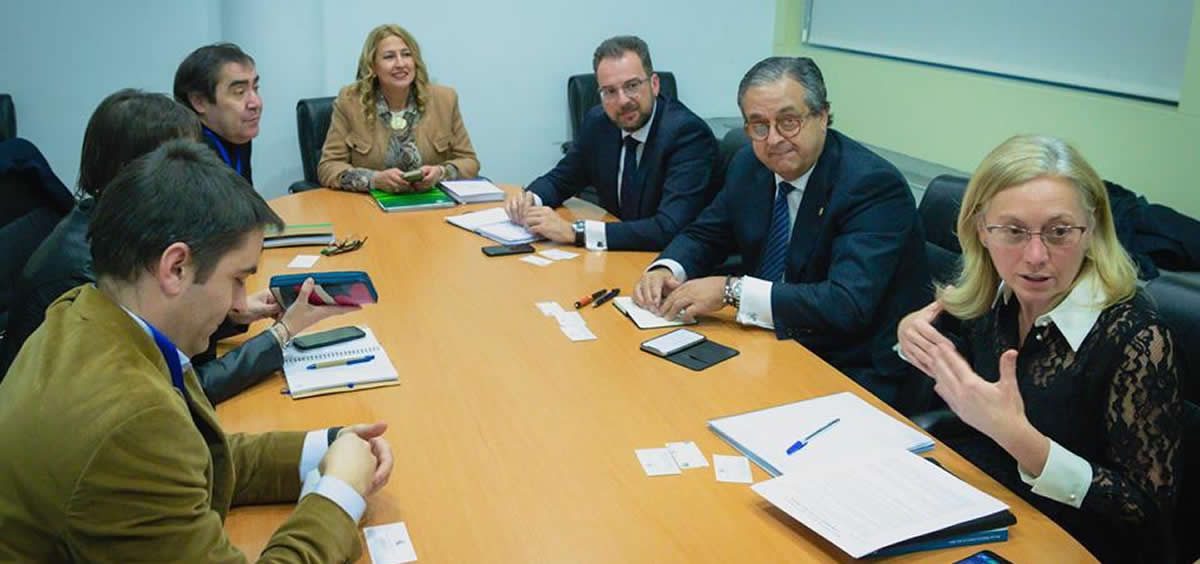 Reunión en el Congreso del PP con la Federación Española de Fibrosis Quística