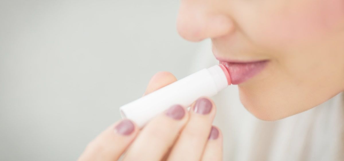 De los 15 labiales infantiles analizados, 13 contenían sustancias tóxicas