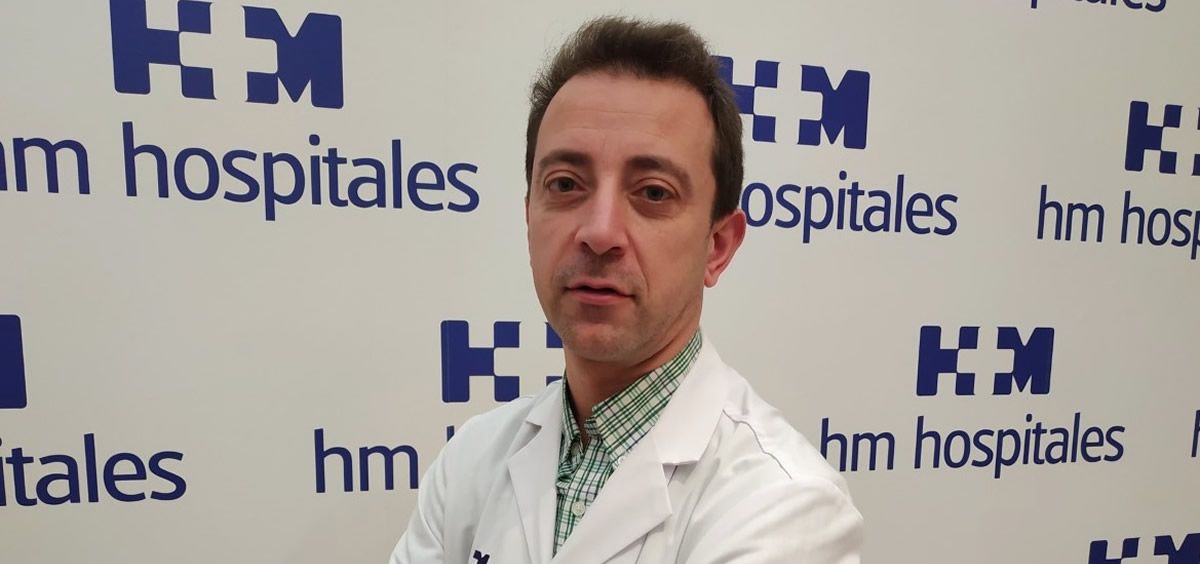 El doctor Andrés Vilas, neumólogo del Hospital HM Rosaleda, coordinador del Programa de Detección Precoz de Cáncer de Pulmón