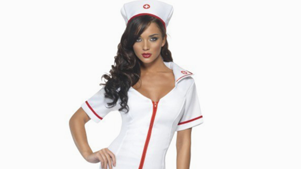 Disfraz de carnaval que sexualiza la figura de la enfermera