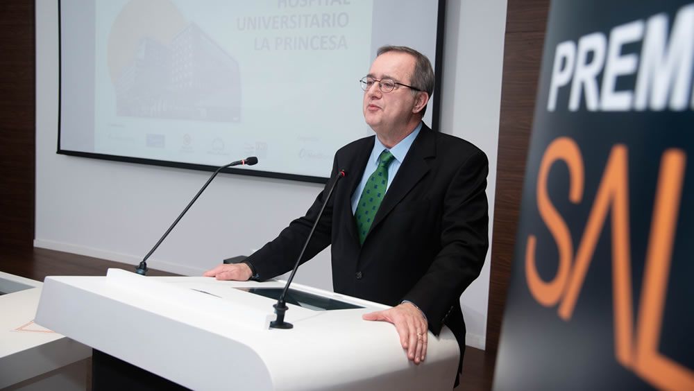 El director gerente del Hospital La Princesa, Fidel Illana Robles, durante su intervención en los III Premios SaluDigital.