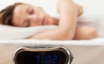 Dormir poco o de forma fragmentada se asocia a cambios en la presión arterial
