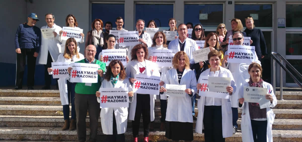 Médicos protestando en Málaga