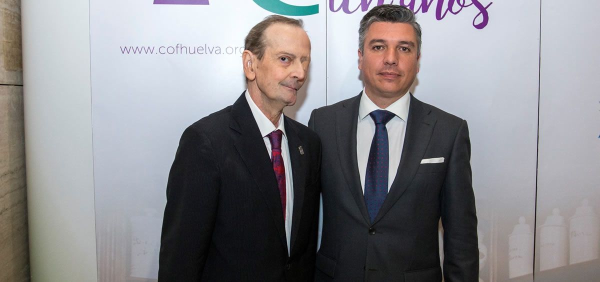 Francisco Peinado Martínez y Jorge Juan García Maestre, últimos presidentes del Colegio de Farmacéuticos de Huelva