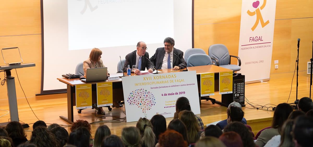 El consejero de Sanidad, Jesús Vázquez Almuiña, en las XVII Jornadas Interdisciplinarias de la Federación Alzheimer Galicia