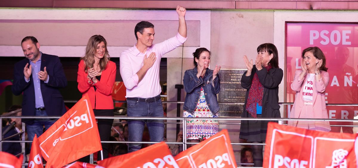 El presidente de Gobierno en funciones y líder del PSOE, Pedro Sánchez, celebrando la victoria de los socialistas en las pasadas elecciones generales del 28 de abril.