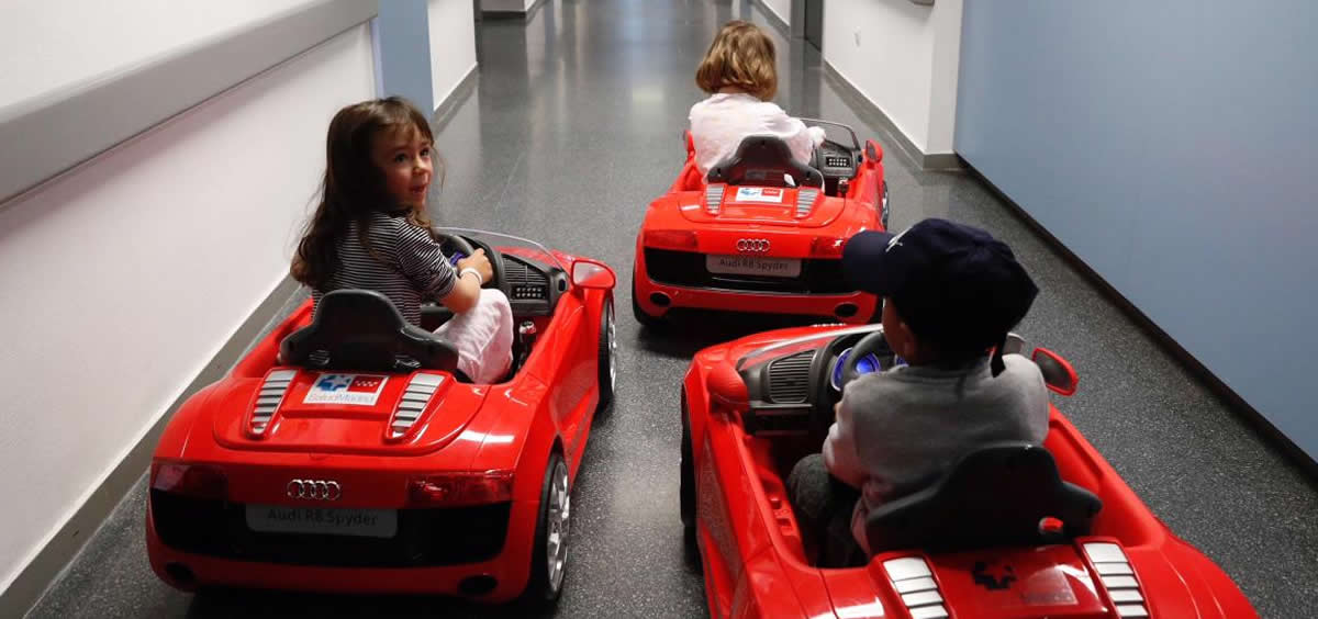 Madrid incorpora coches eléctricos en los hospitales para reducir la ansiedad de los niños