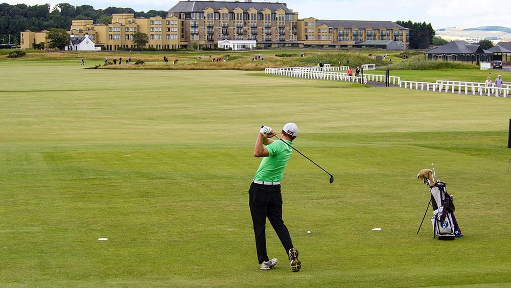 Practicar golf aporta beneficios para la salud