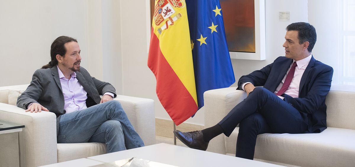 Pablo Iglesias, secretario general de Podemos, y Pedro Sánchez, presidente del Gobierno en funciones, en una reunión en La Moncloa. (Foto. Pool Moncloa/Jorge Villar)