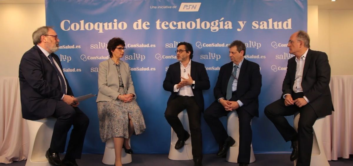 De izquierda a derecha: Juan Blanco, Mercedes Herrero, Julio Mayol, Antonio López Farré y Fidel Campoy, durante el 'Coloquio de tecnología y salud' organizado por PSN y ConSalud.es